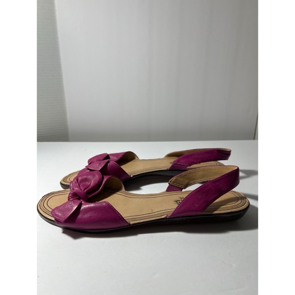 Clicks Women's Pink Sandals with Bow - Picture 2 of 8